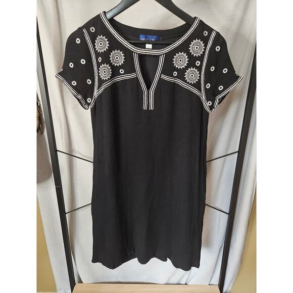 Blue Rain Dresses & Skirts - Blue Rain Black & White Mini Dress Size S